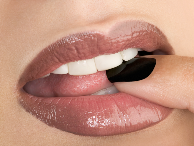 10 Makeup Habits That Are Harmful for Your Health foto 10 Makeup Habits That Are Harmful for Your Health pictures