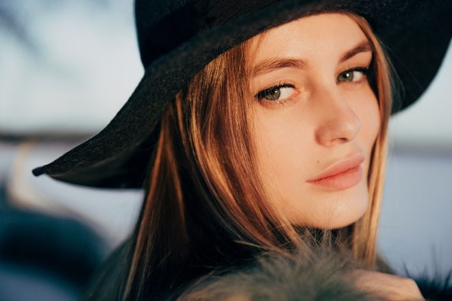 A Derm Recommends Getting This Skin-Saving Laser This EXACT Week in January