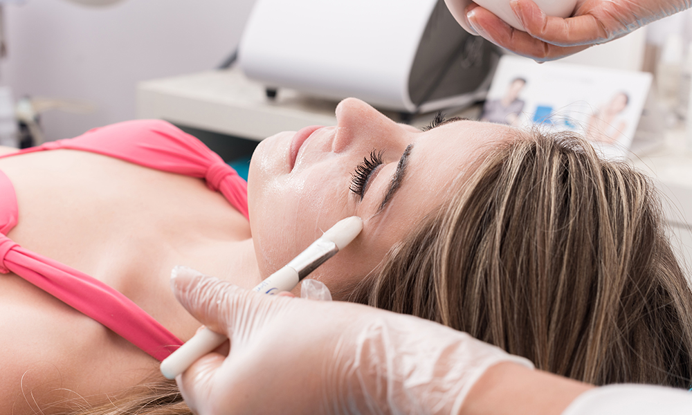 An Aesthetician Reveals a Glycolic Peel No-No
