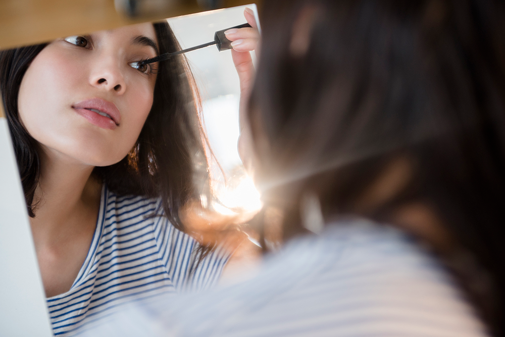These Are the BEST Mascaras Ever Made, According to 10 Makeup Artists